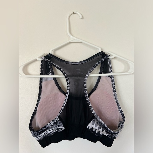 Nike Dry-Fit Tribal Pattern Sports Bra​ - Picture 4 of 6